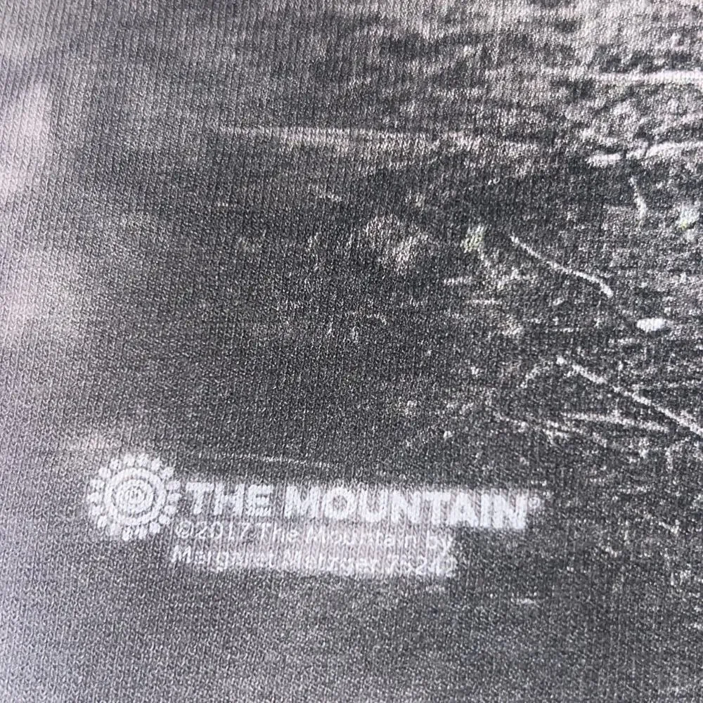 2017 The Mountain Wolf Hollow Gray T Shirt Tie Dye Size XXL 2XL